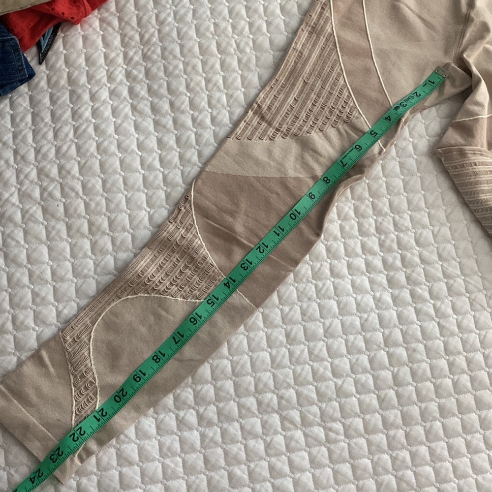 New In Bag Color Block Legging In Neutral Colors … - image 4